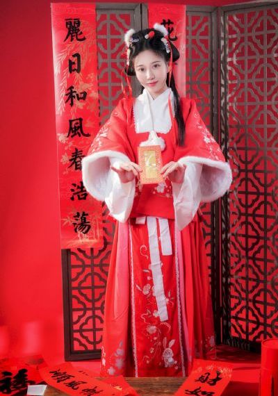 小辣椒成人性视频免费观看_720在线视频播放